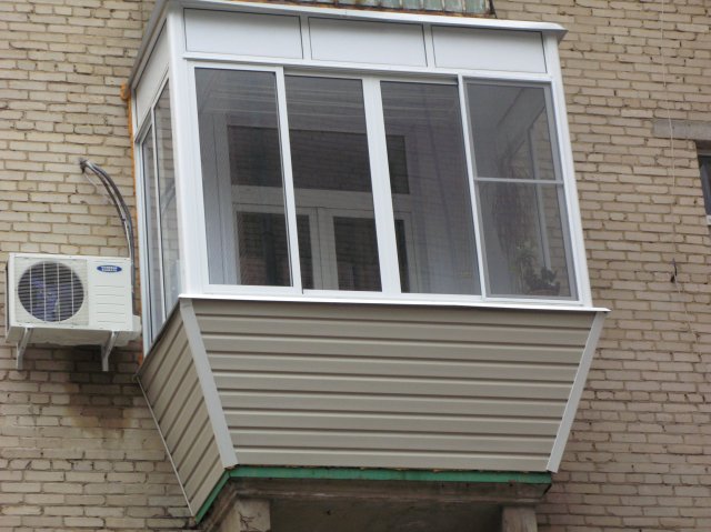 Остекление балконов в хрущевке с выносом по цене от производителя Фрязино